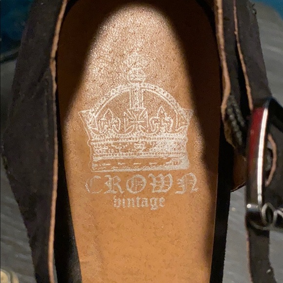 Crown Vintage open toe T-Strap Wedge - Picture 3 of 8